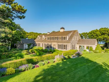 $5,900,000 | 12 Mill Road, Harwich Port, MA 02646