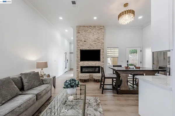 $1,899,000 | 35970 Vivian Place, Fremont, CA 94536