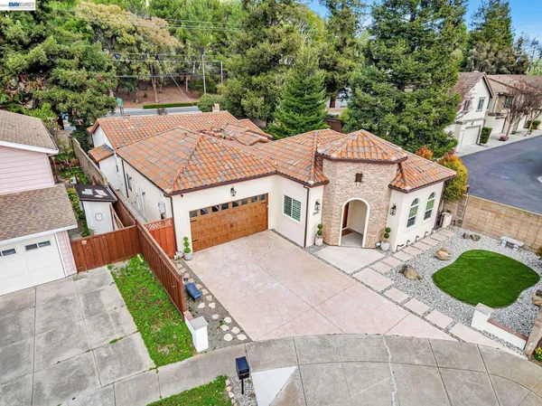 $1,899,000 | 35970 Vivian Place, Fremont, CA 94536