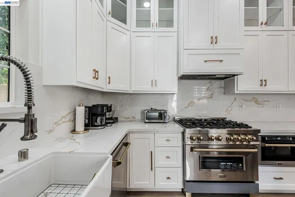 $1,899,000 | 35970 Vivian Place, Fremont, CA 94536