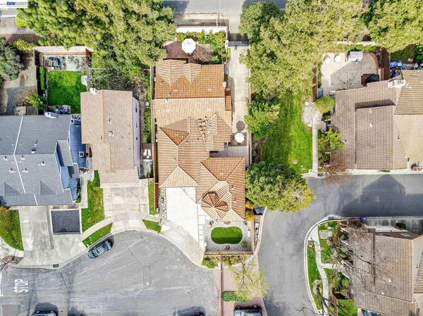 $1,899,000 | 35970 Vivian Place, Fremont, CA 94536