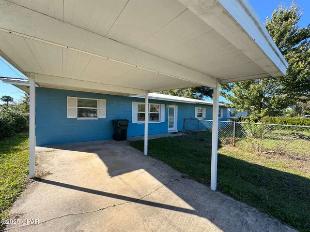 $2,100 | 1220 Tennessee Avenue, Lynn Haven, FL 32444