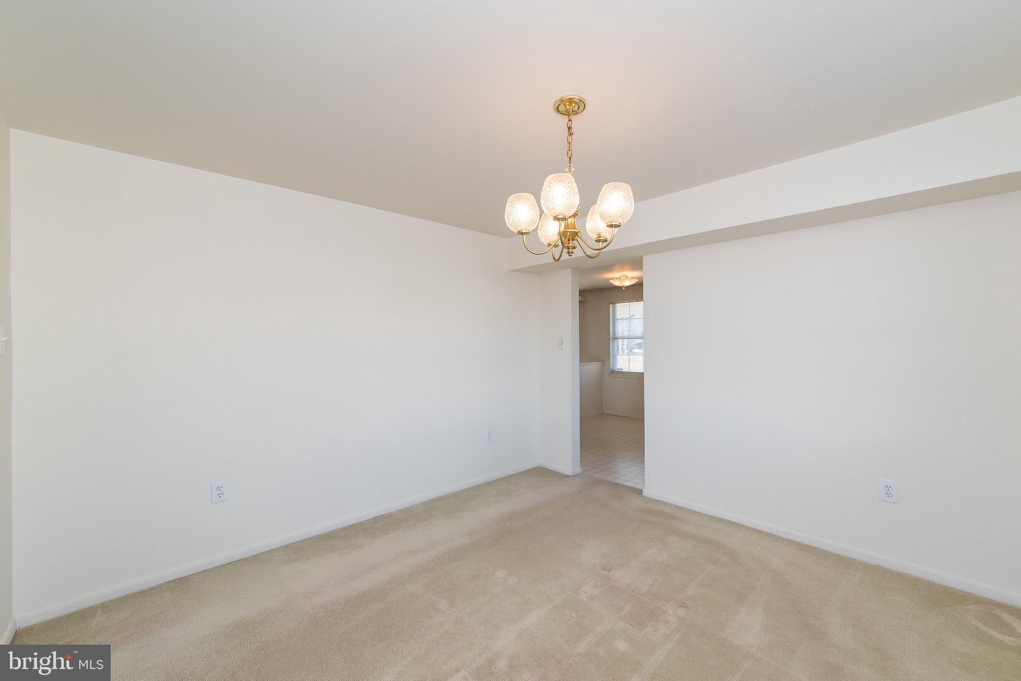 9116 Bowline Road Baltimore, MD 21236 - Photo 8 of 48 Dining Room