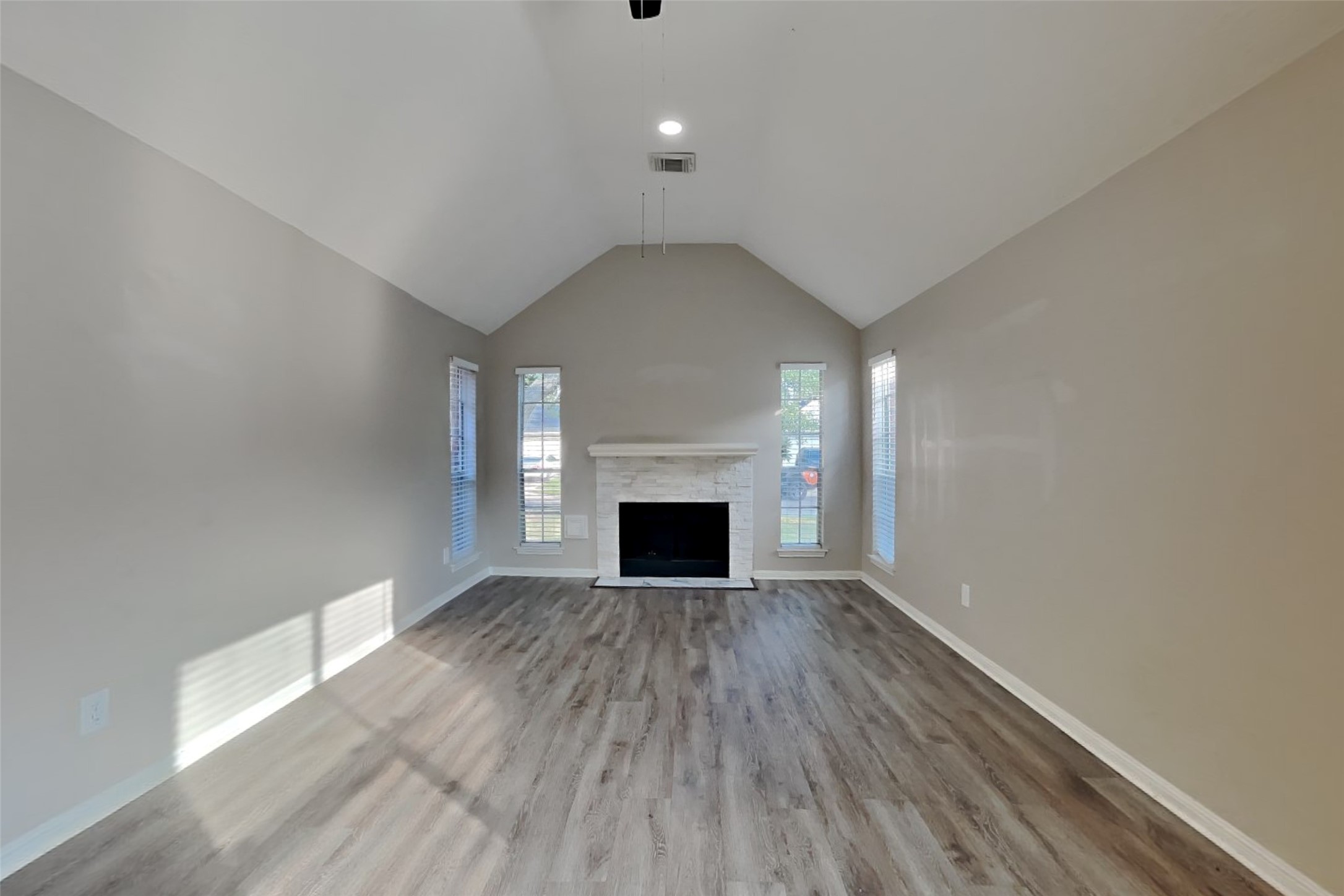 5419 Roserock Lane Spring, TX 77379 - Photo 3 of 19