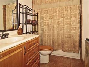 7628 Willow Ridge Fishers, IN 46038 - Photo 12 of 15 Gallery Image 12