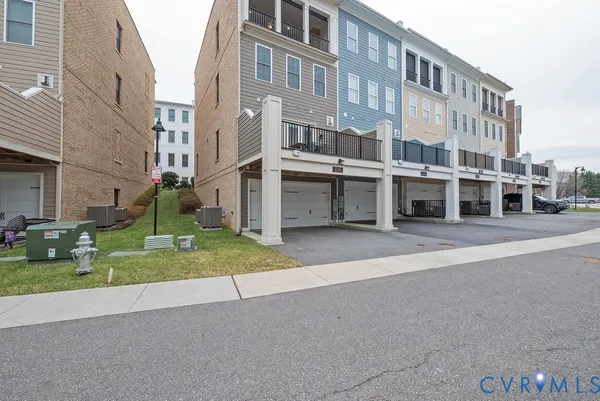 a picture of a bench in front of door