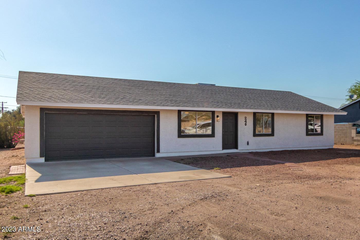 240 South Meridian Road Apache Junction, AZ 85120 - Photo 3 of 19 Front