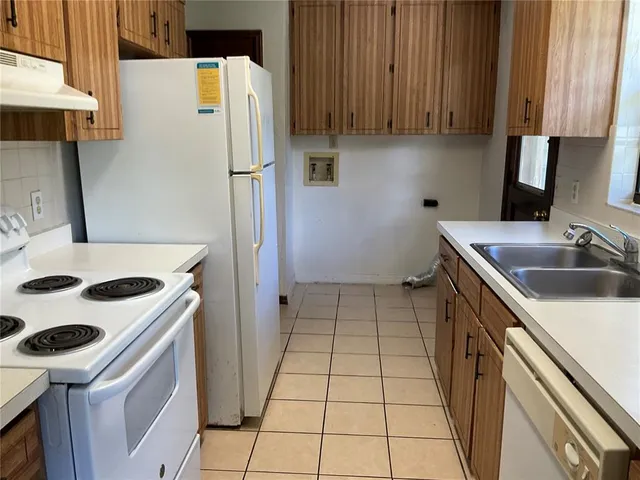 $1,760 | 1531 South Montgomery Street, DeLand, FL 32720