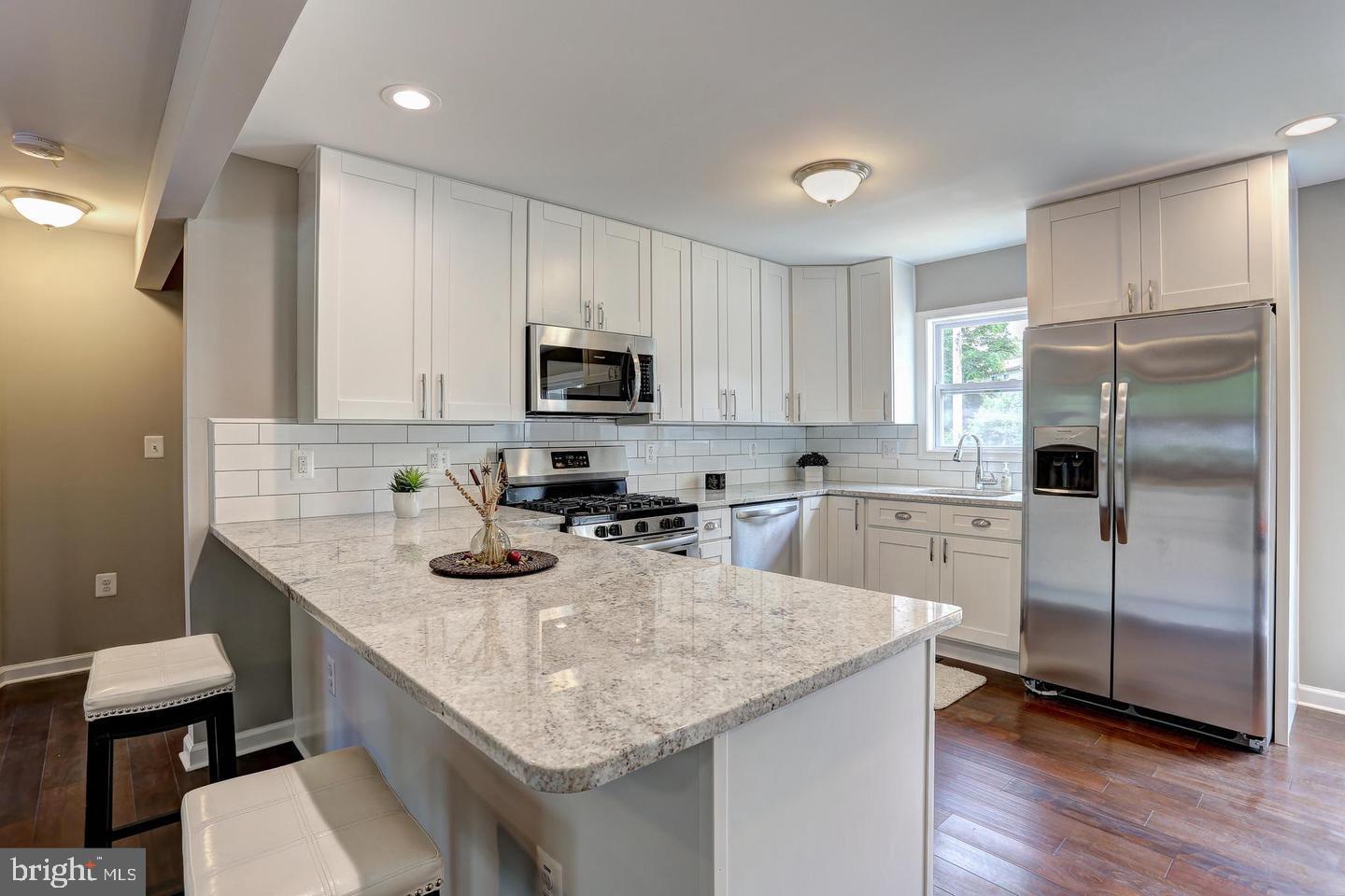 213 Ardmore Road Linthicum Heights, MD 21090 - Photo 2 of 20 Stunning Kitchen