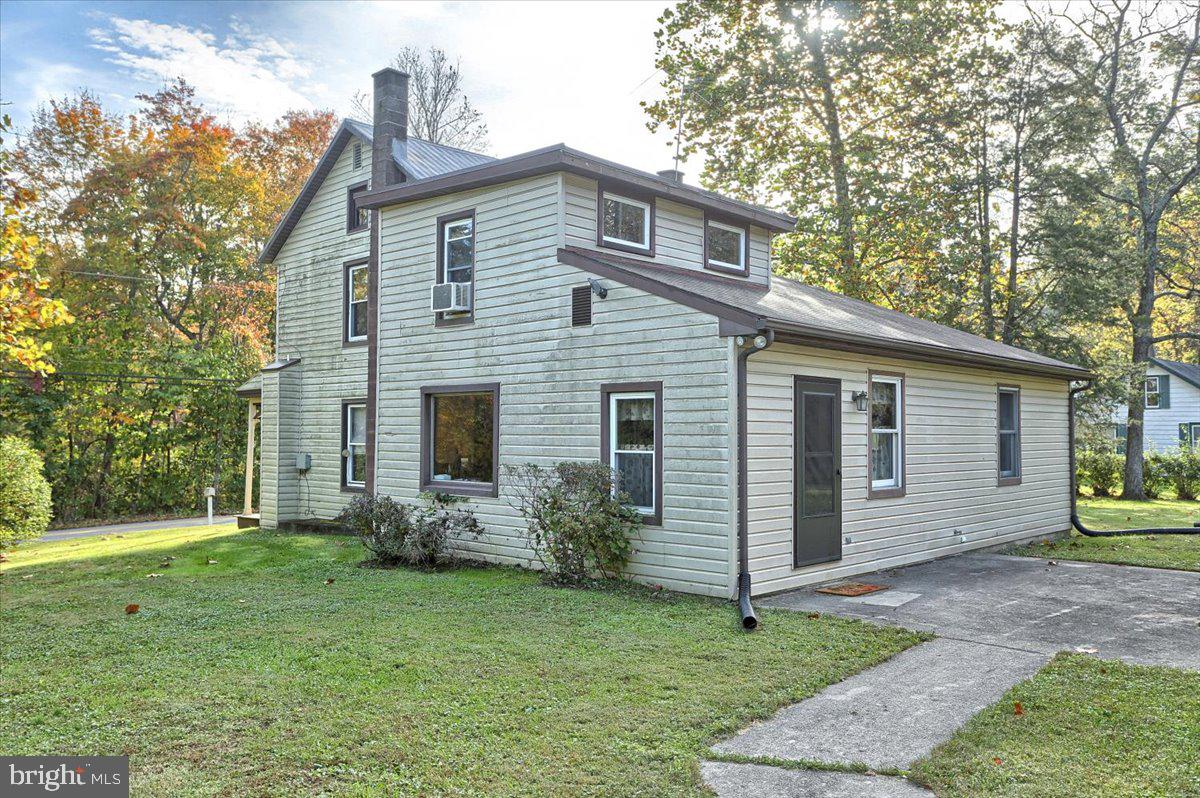 4 Mountain Road Dillsburg, PA 17019 - Photo 15 of 19 Gallery Image 15