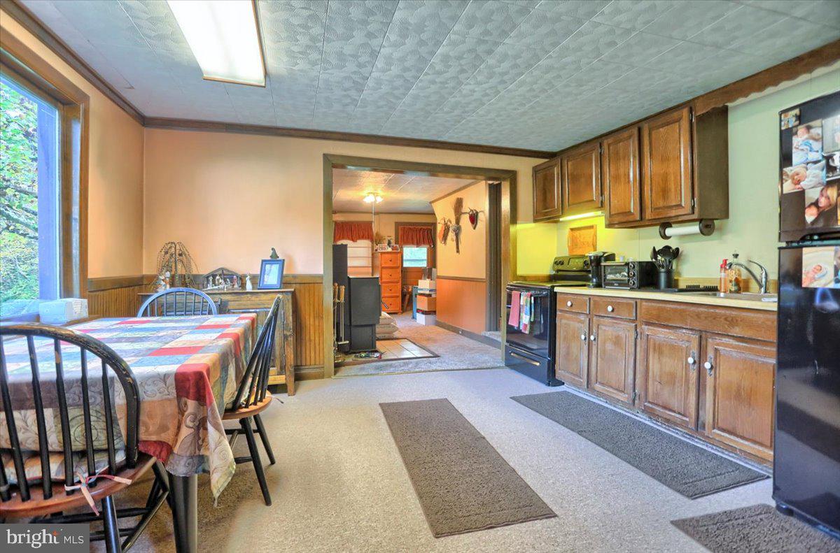4 Mountain Road Dillsburg, PA 17019 - Photo 7 of 19 Gallery Image 7