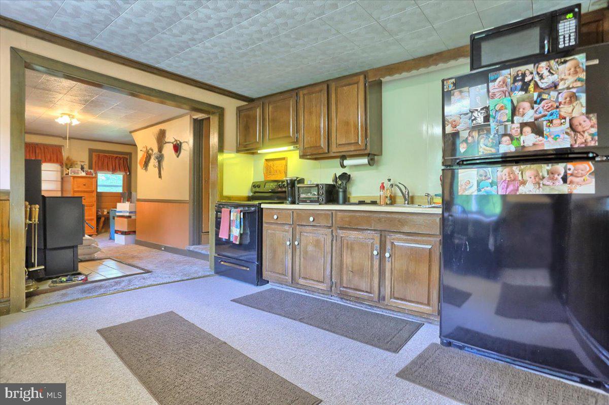 4 Mountain Road Dillsburg, PA 17019 - Photo 8 of 19 Gallery Image 8