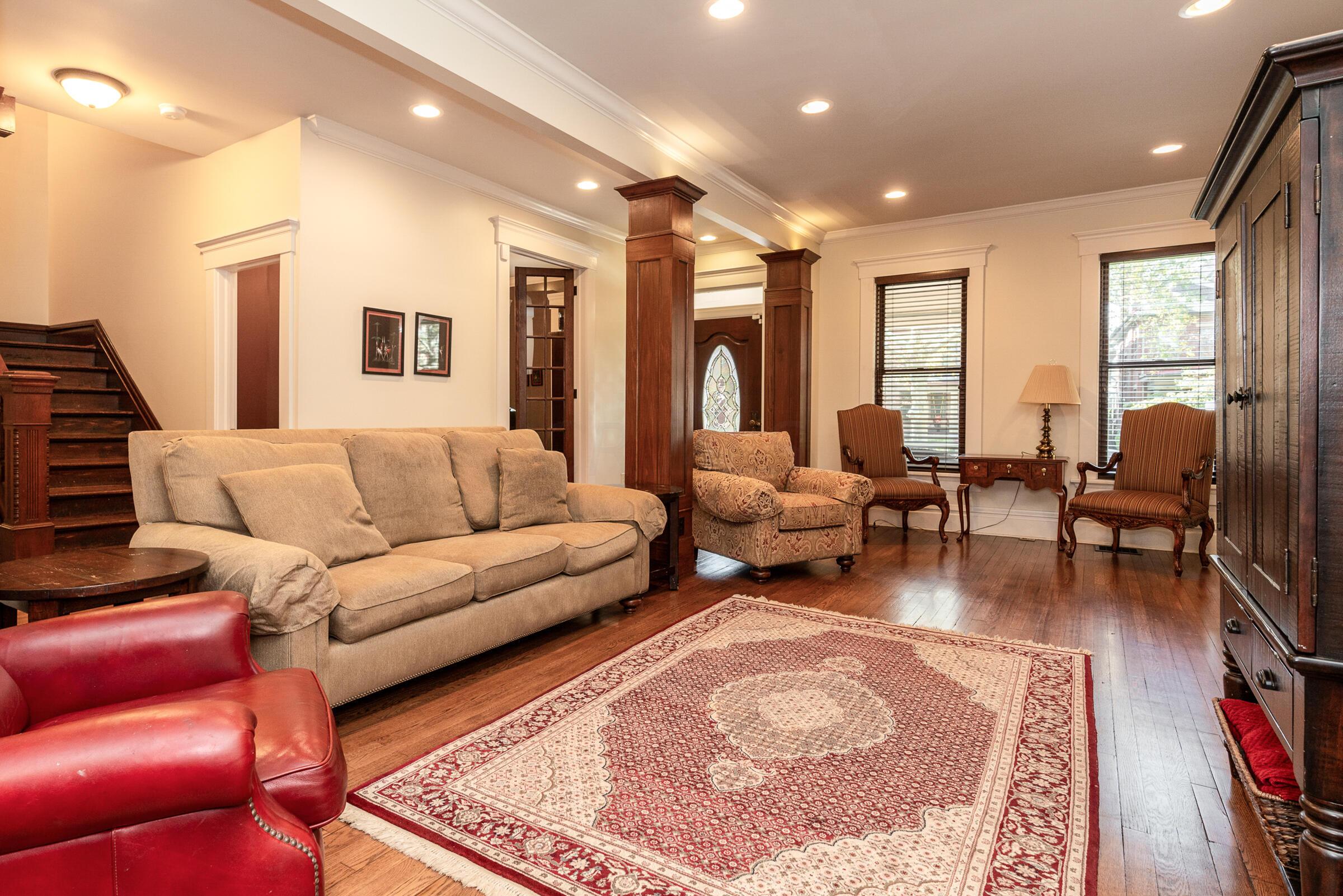 856 Neil Avenue Columbus, OH 43215 - Photo 5 of 42 Great Room