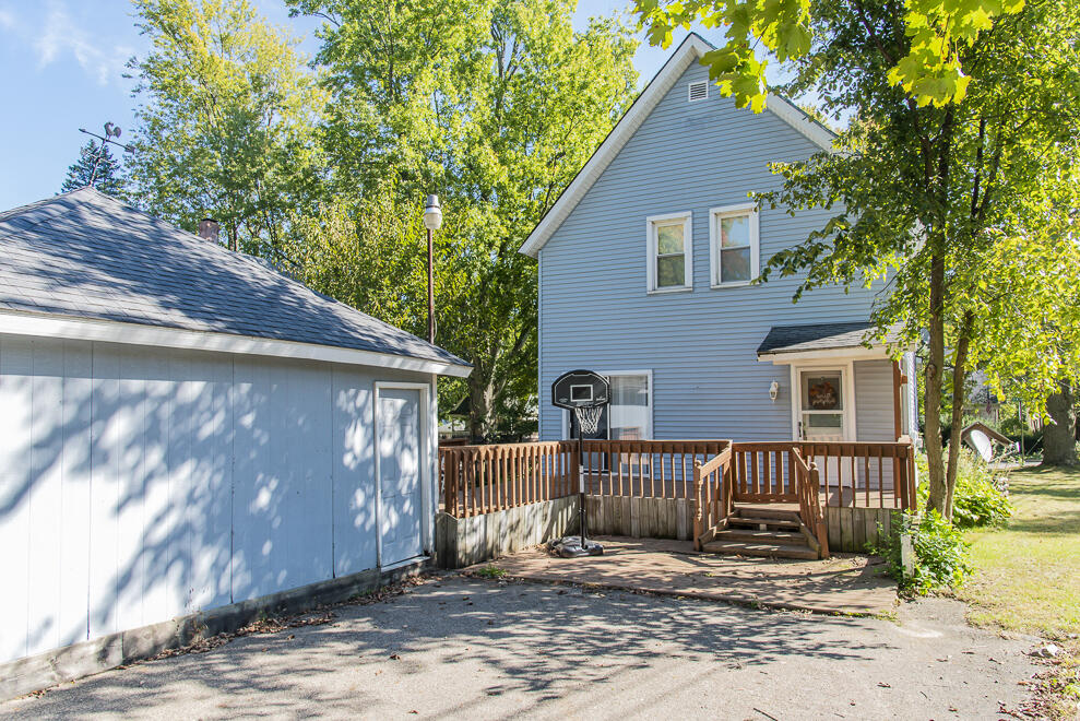419 22nd Street North Springfield, MI 49037 - Photo 17 of 43 DSC_7366