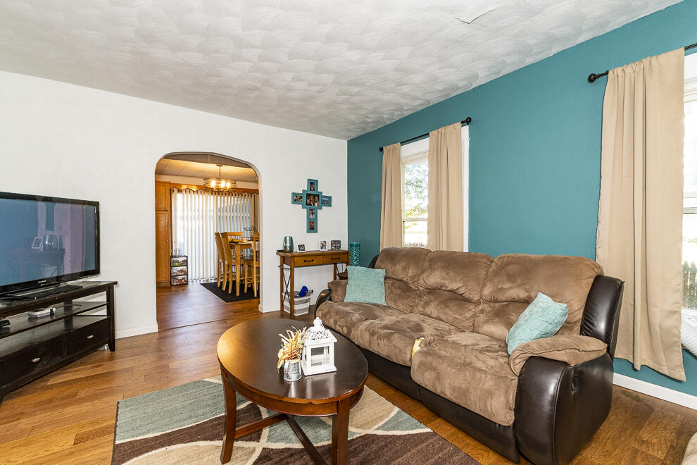 419 22nd Street North Springfield, MI 49037 - Photo 25 of 43 RN5_1929
