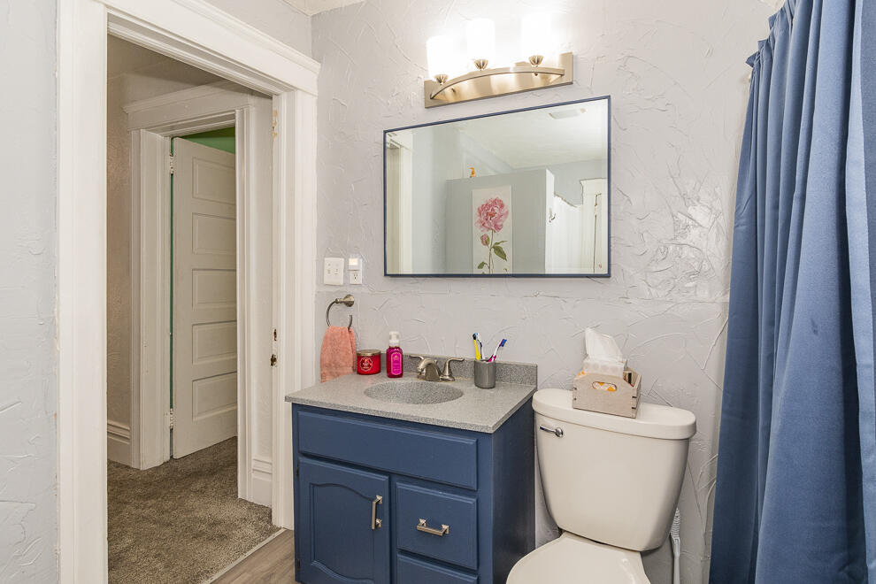 419 22nd Street North Springfield, MI 49037 - Photo 34 of 43 RN5_1942