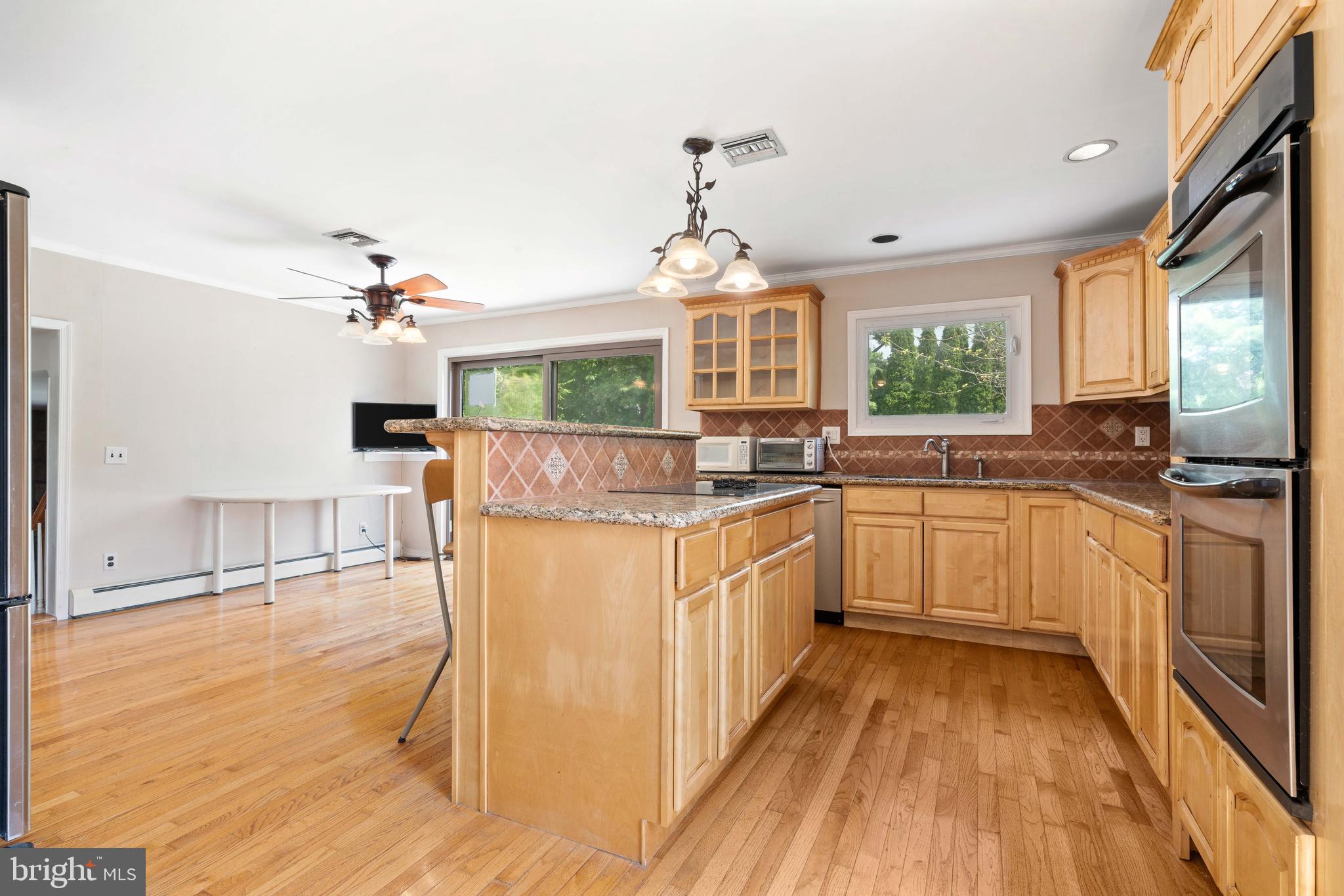 3873 Pine Road Huntingdon Valley, PA 19006 - Photo 14 of 49 Gallery Image 14