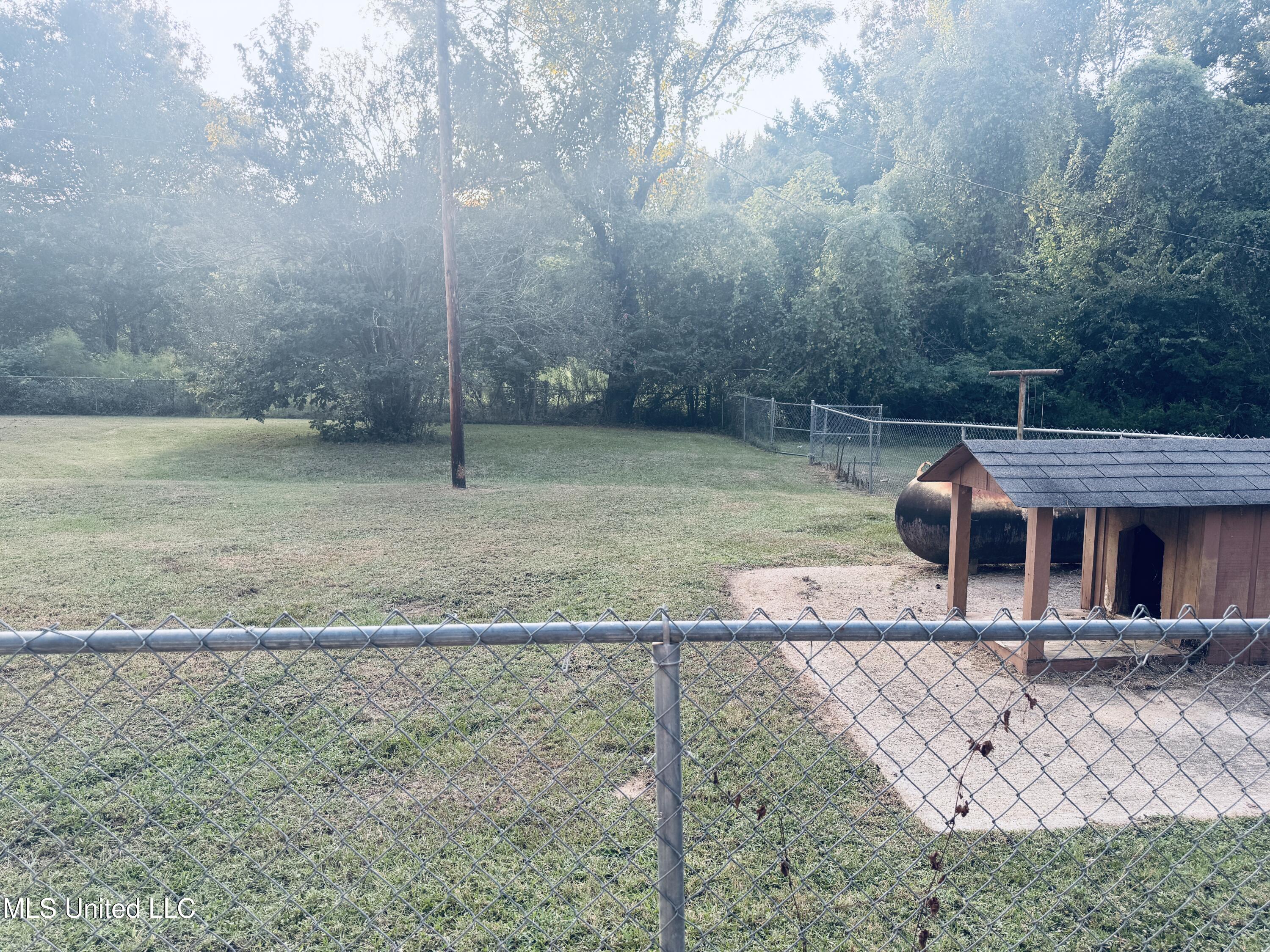 2 Pin Oak Drive Natchez, MS 39120 - Photo 28 of 39 IMG_0205