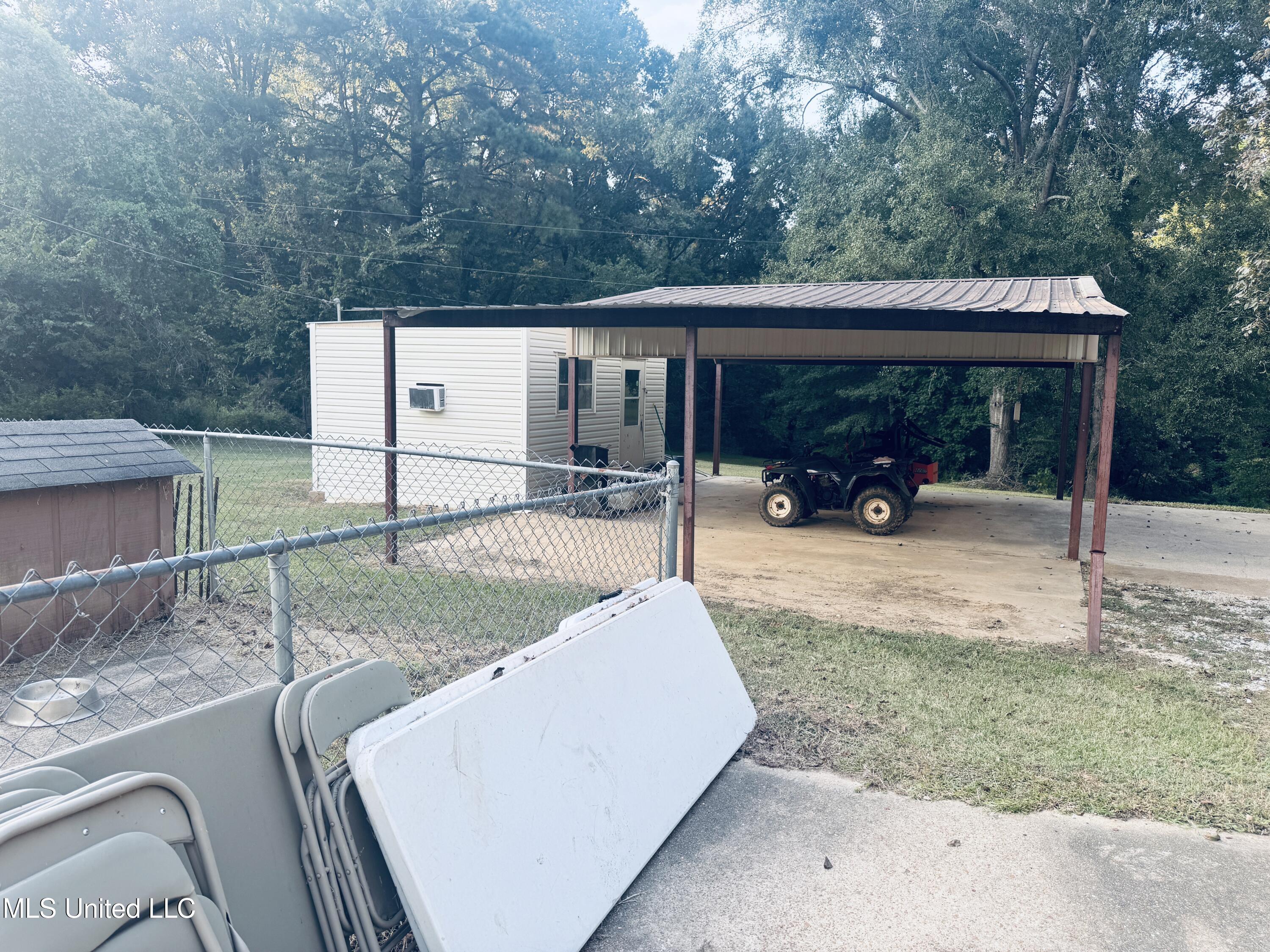 2 Pin Oak Drive Natchez, MS 39120 - Photo 30 of 39 IMG_0207