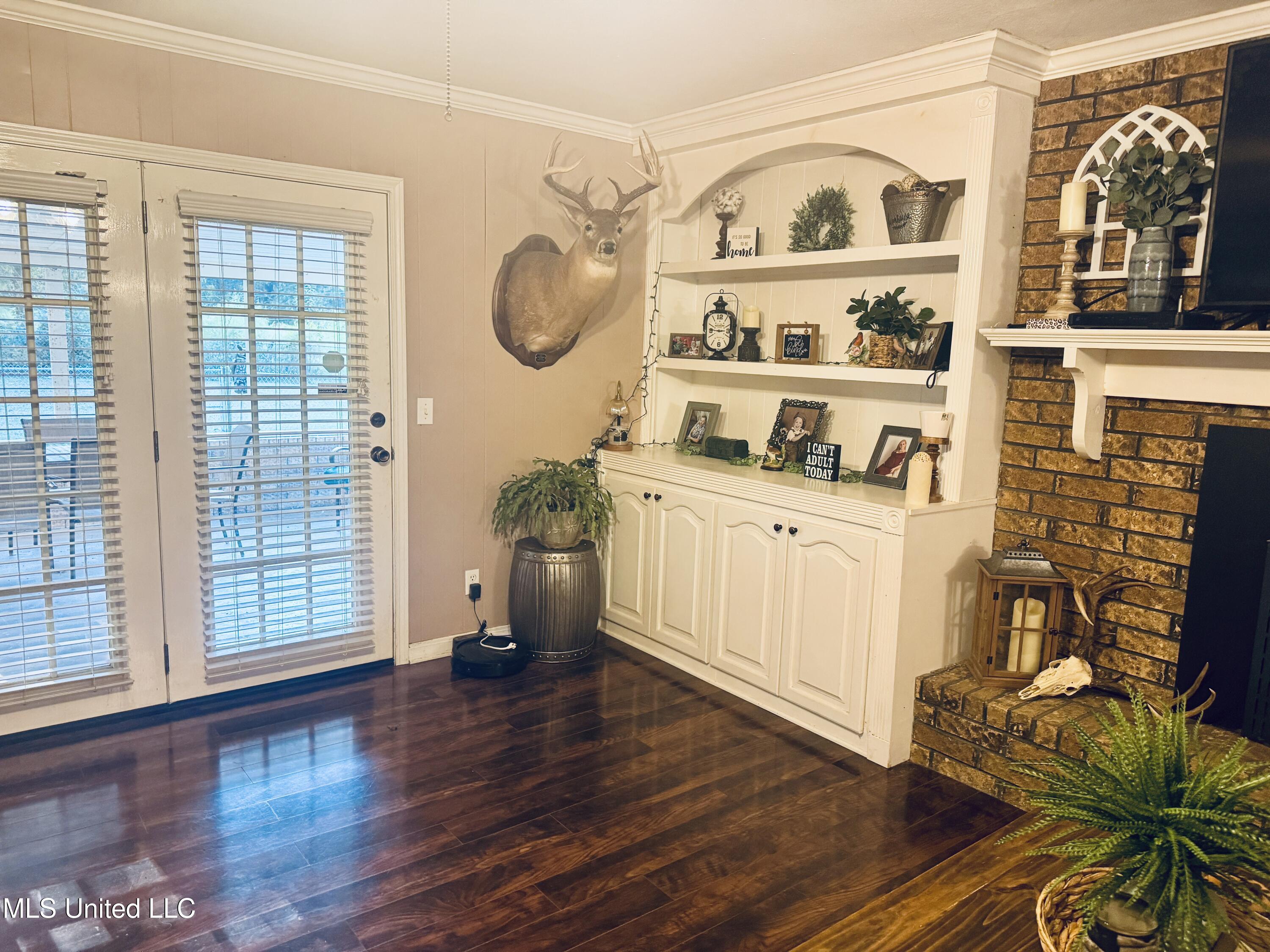 2 Pin Oak Drive Natchez, MS 39120 - Photo 10 of 39 IMG_0177