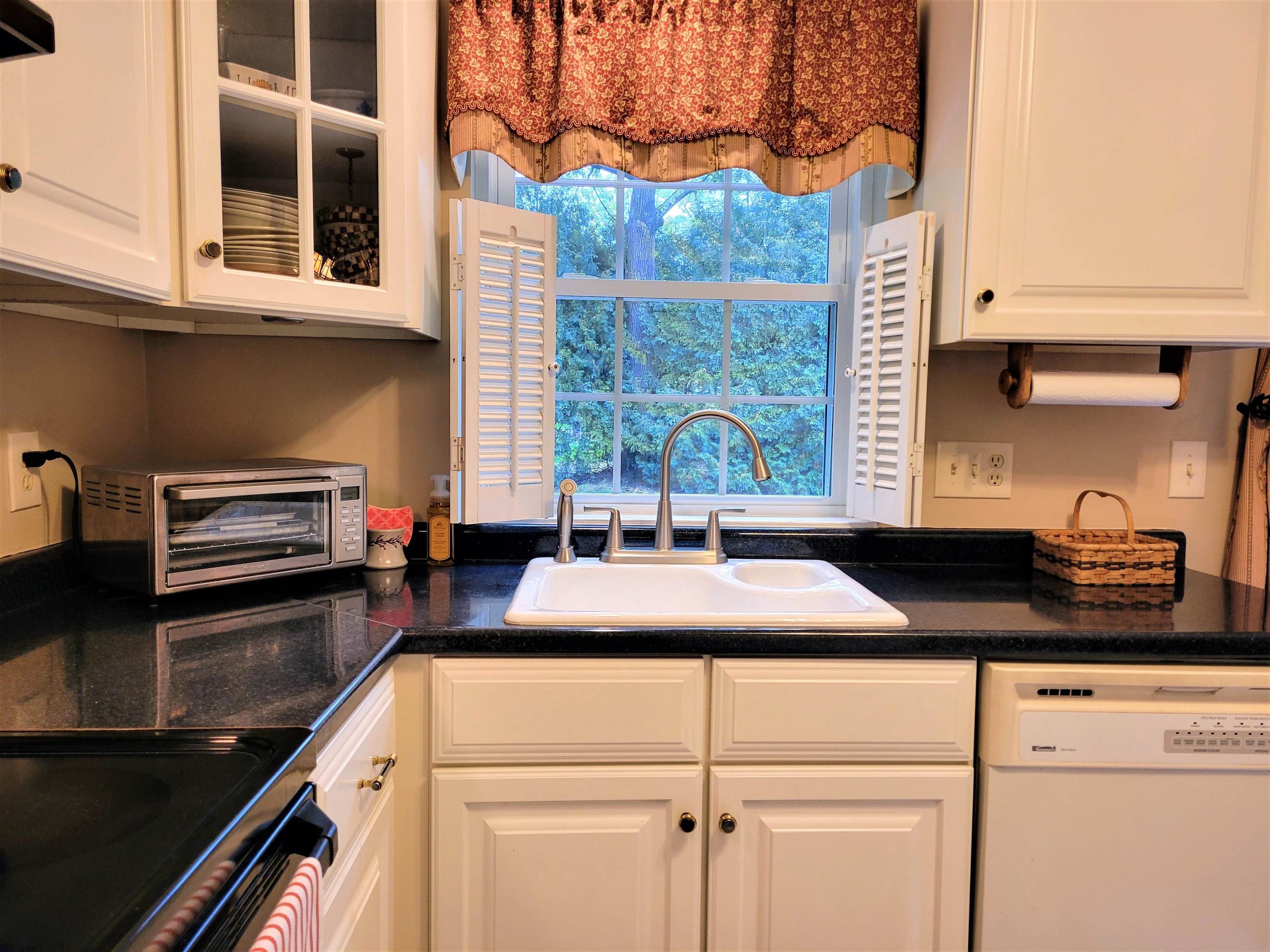43 Northeast Village Road Concord, NH 03301 - Photo 6 of 28