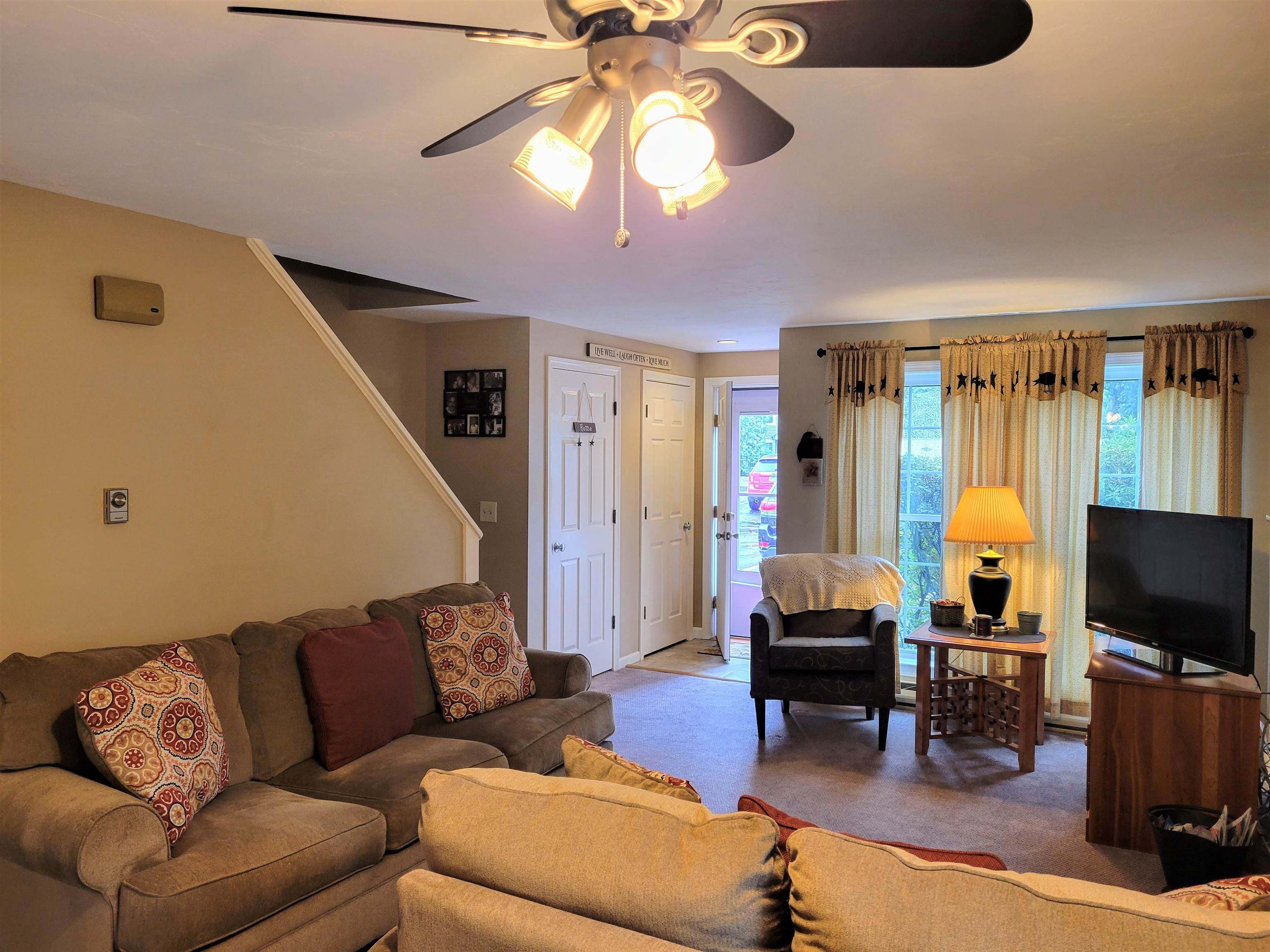 43 Northeast Village Road Concord, NH 03301 - Photo 10 of 28
