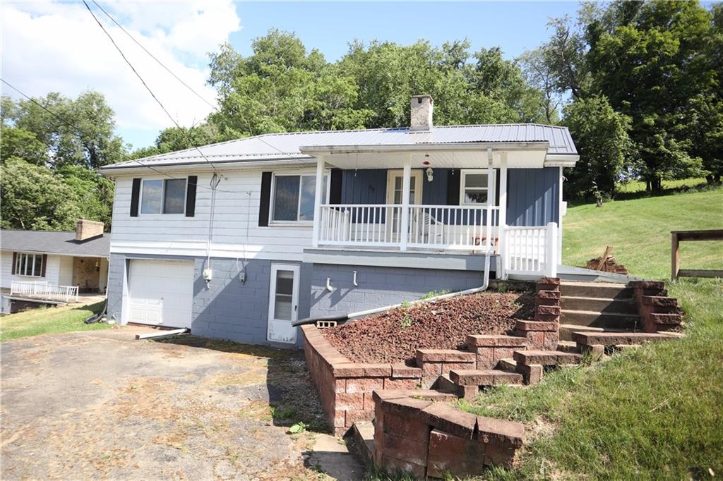 49 Walkertown Hill Road Daisytown, PA 15427 - Photo 2 of 25