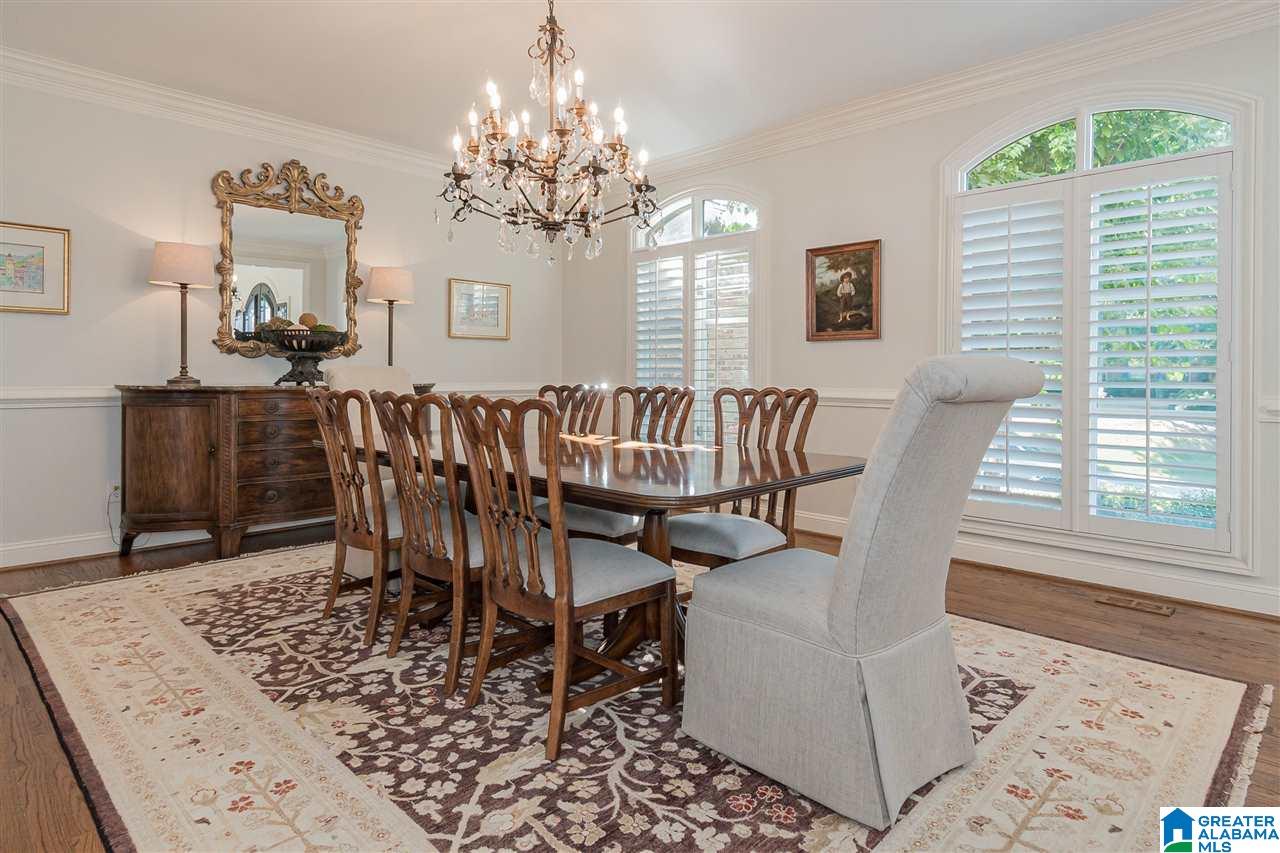 2048 Magnolia Ridge Birmingham, AL 35243 - Photo 13 of 50