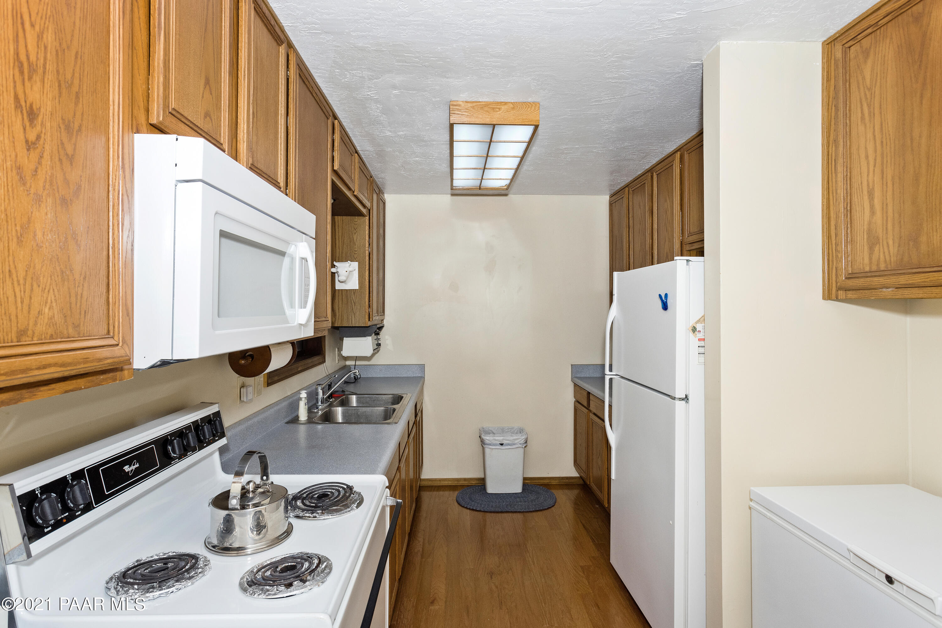 2730 Tunnel Road Prescott, AZ 86303 - Photo 16 of 28 016_Kitchen