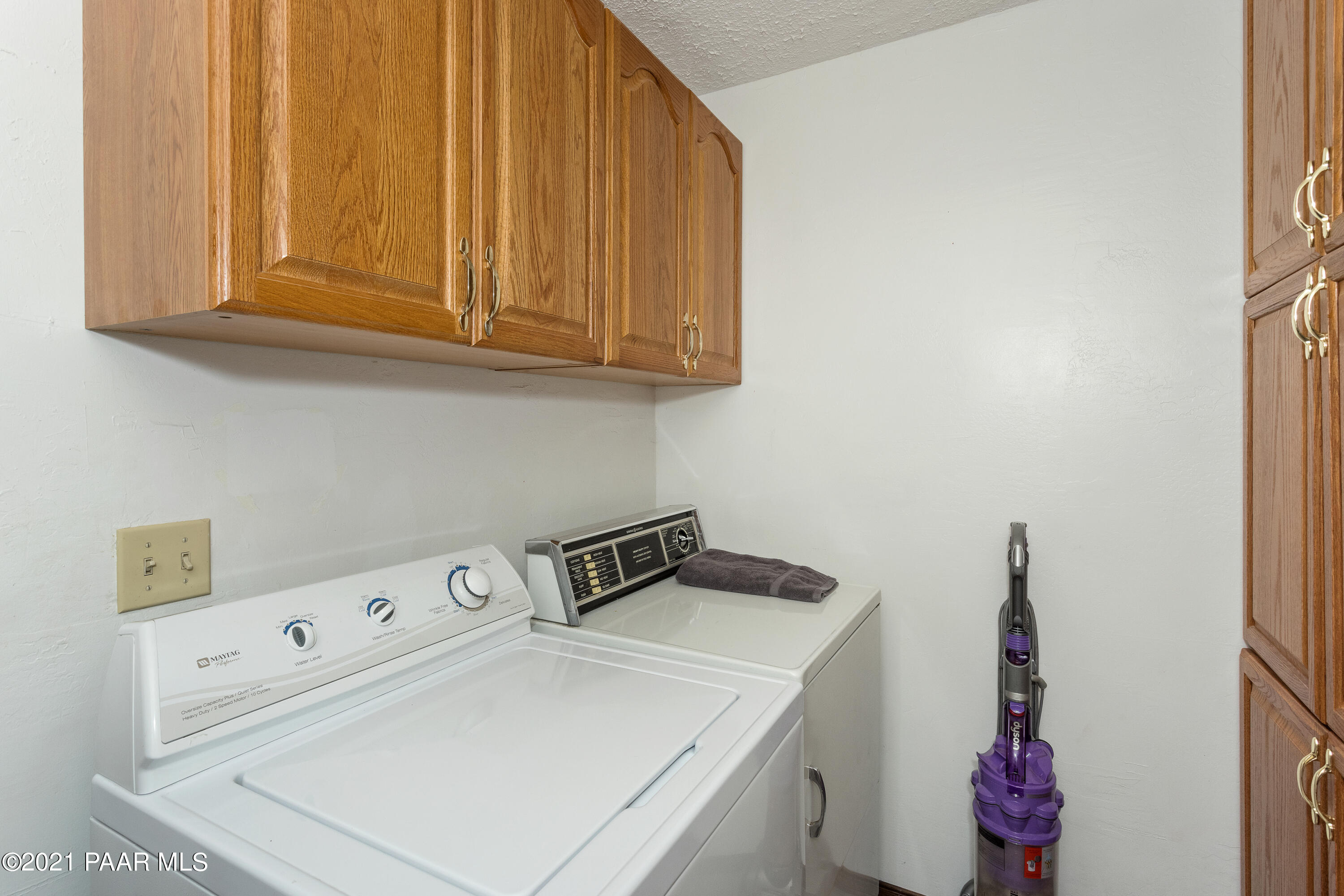 2730 Tunnel Road Prescott, AZ 86303 - Photo 19 of 28 019_Laundry Room