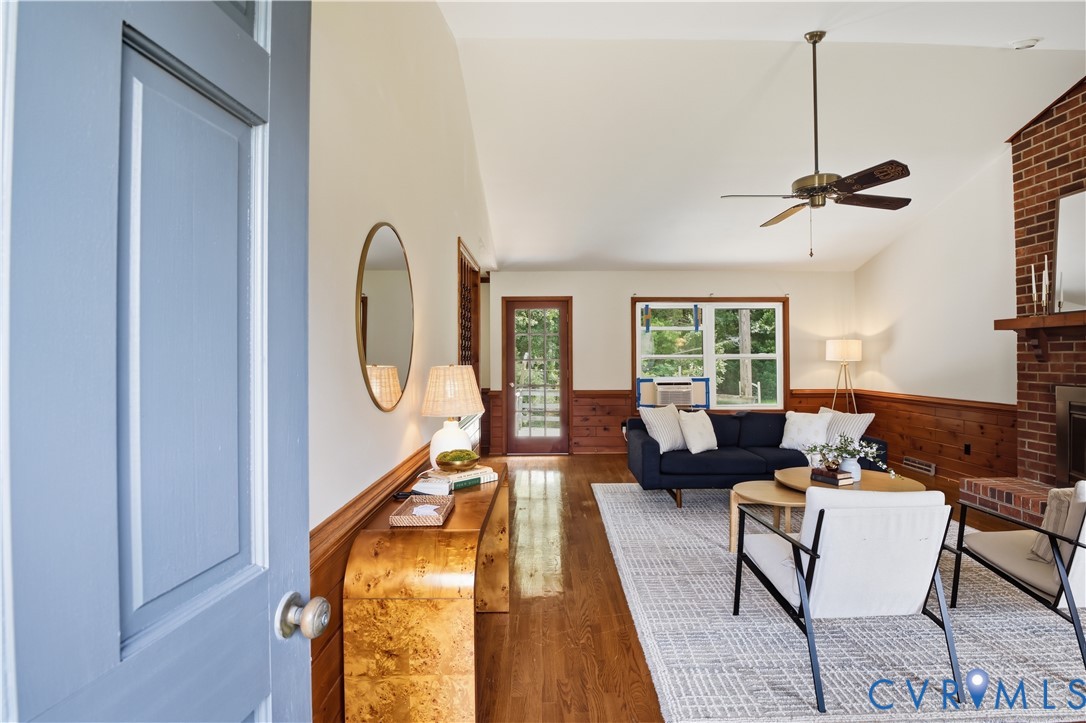 3231 Ludgate Road Chester, VA 23831 - Photo 4 of 34 Vaulted ceiling, ceiling fan, wood-finish flooring