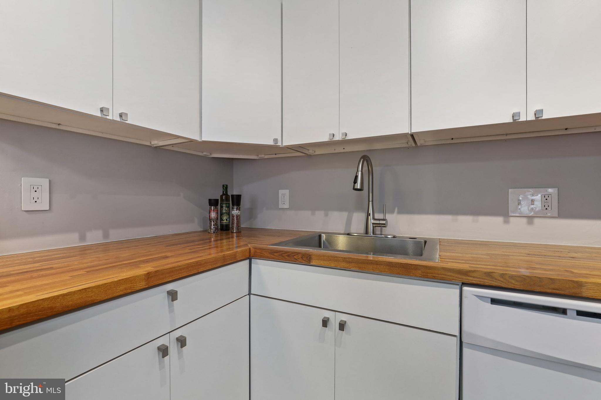 1208 16th Street Northeast, Unit 2 Washington, DC 20002 - Photo 9 of 23