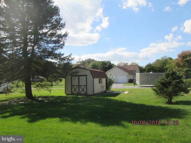 8502 Neck Road Williamsport, MD 21795 - Photo 4 of 18 Exterior (Rear)