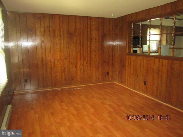 8502 Neck Road Williamsport, MD 21795 - Photo 8 of 18 Interior (General)
