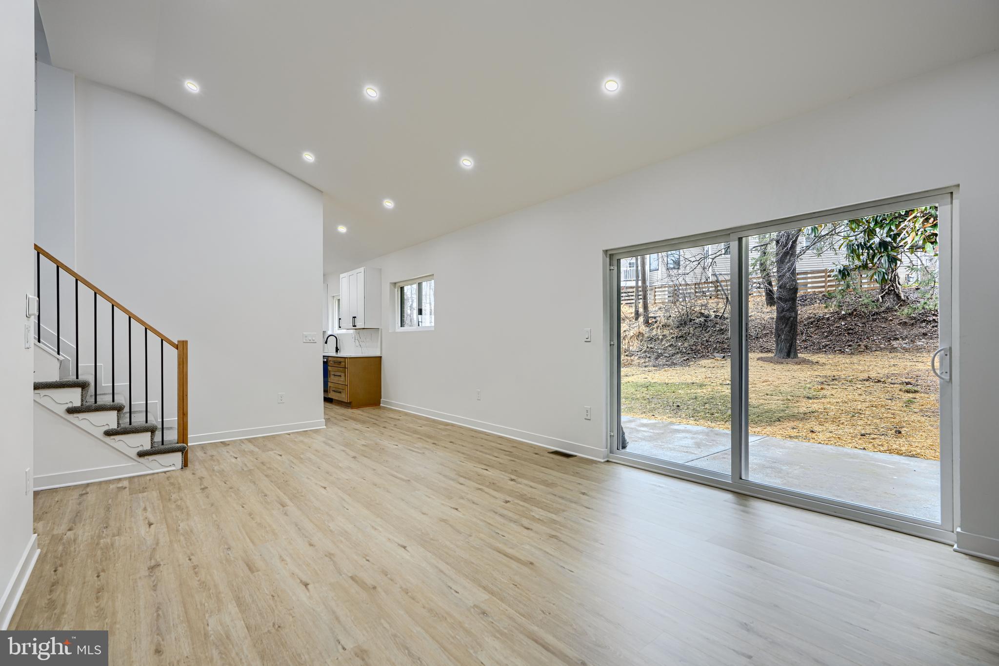 2802 Steele Road Baltimore, MD 21209 - Photo 23 of 50