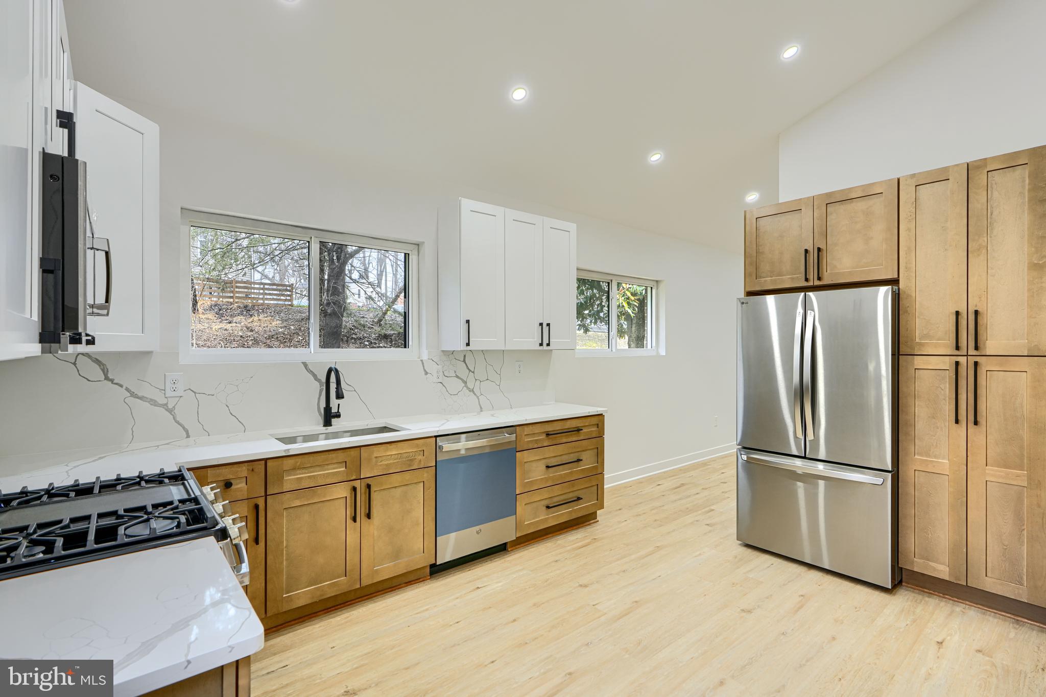 2802 Steele Road Baltimore, MD 21209 - Photo 6 of 50