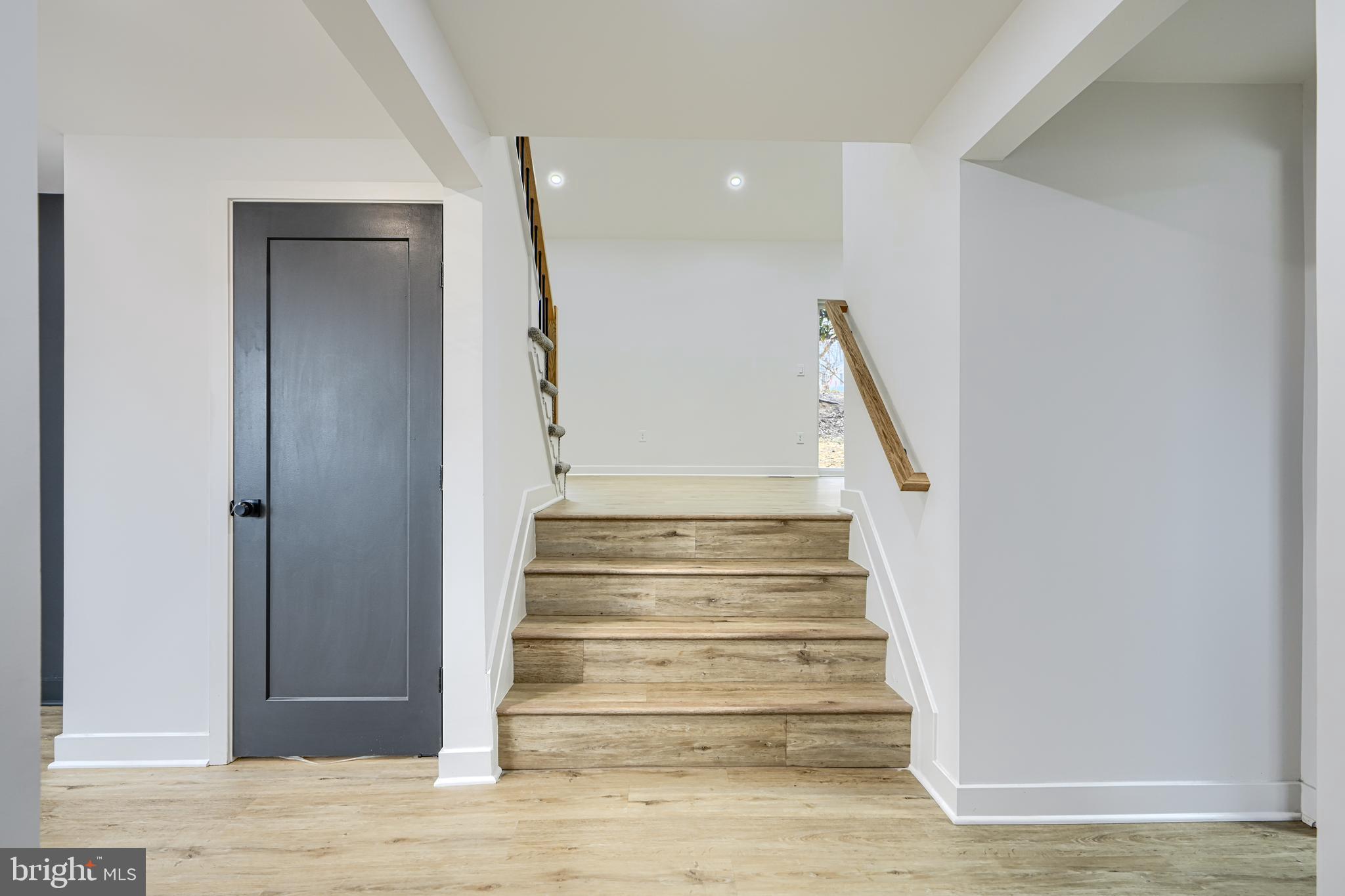 2802 Steele Road Baltimore, MD 21209 - Photo 10 of 50