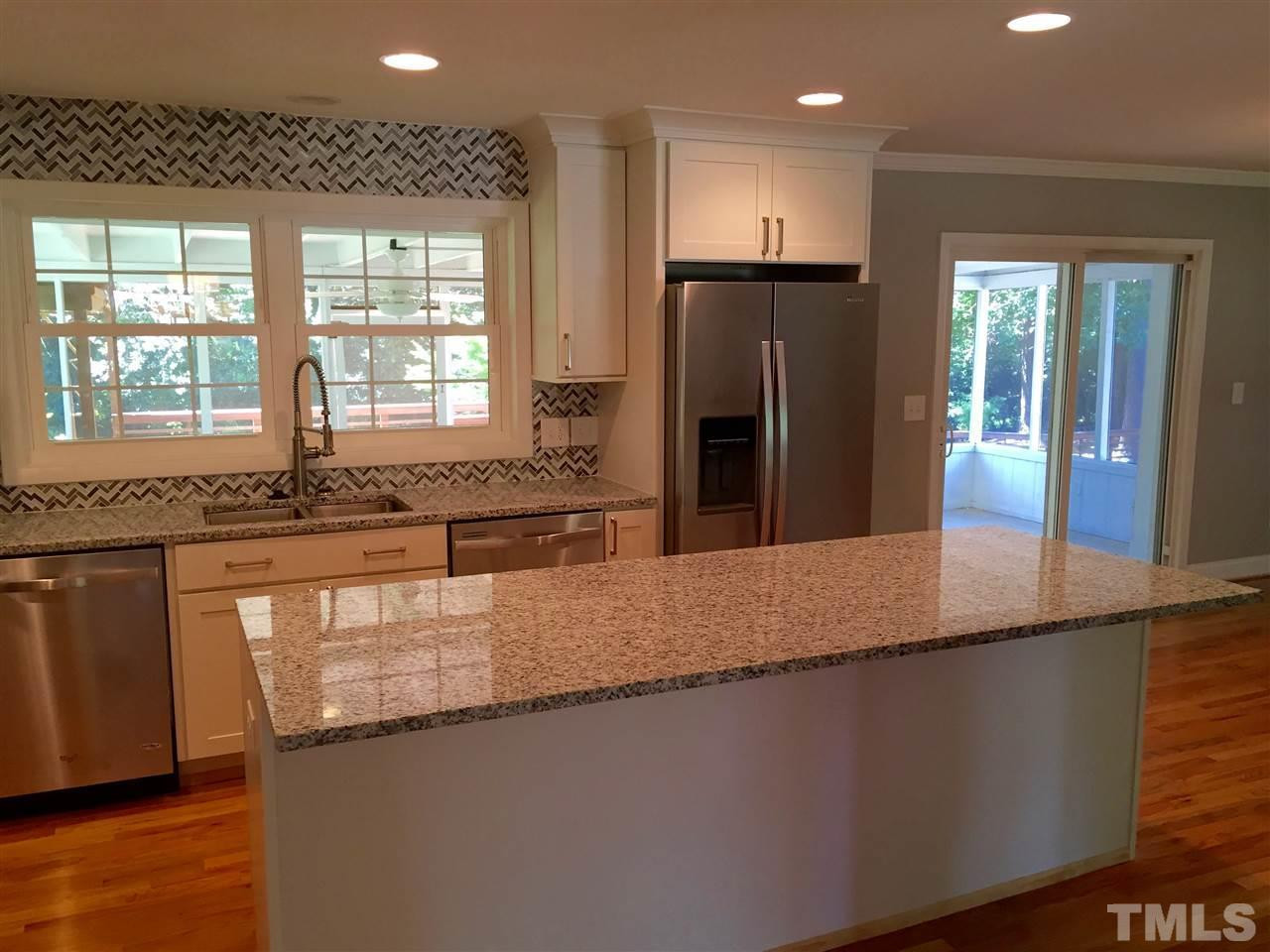 4305 Boxwood Road Raleigh, NC 27612 - Photo 5 of 19 Photo 5
