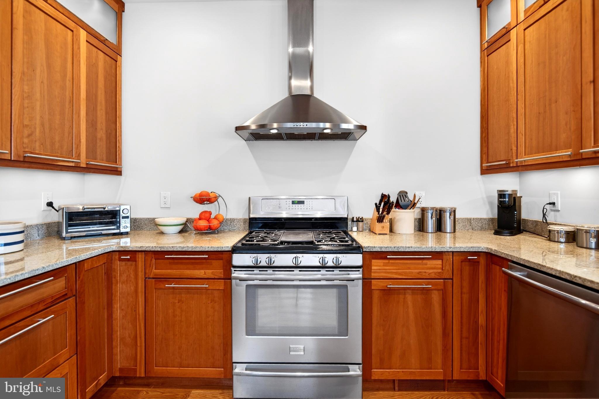 20 Edgewater Drive Tuckerton, NJ 08087 - Photo 9 of 78 a kitchen with granite countertop a stove and a sink