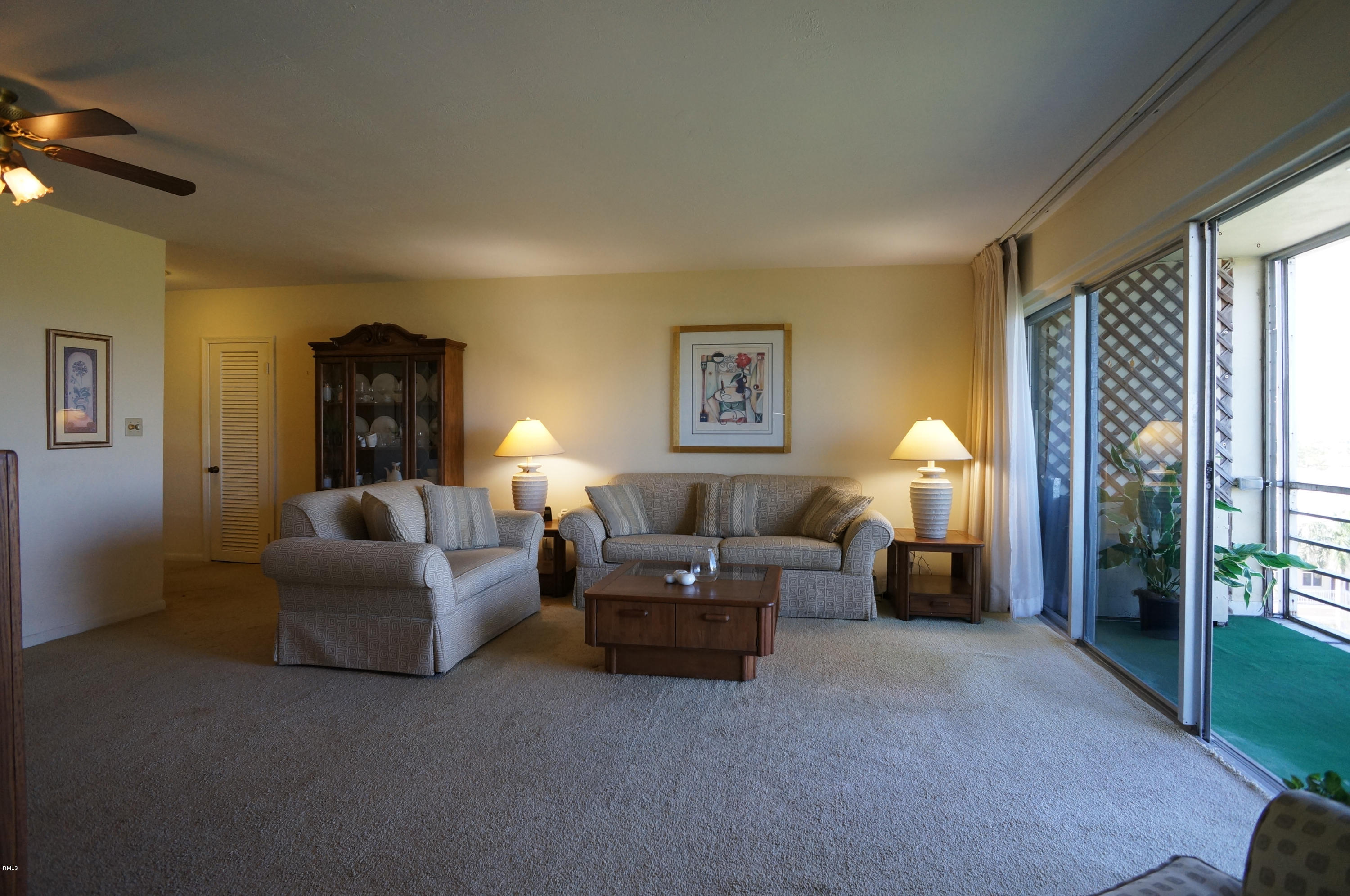555 Crandon Boulevard, Unit 71 Key Biscayne, FL 33149 - Photo 9 of 16 DSC01144