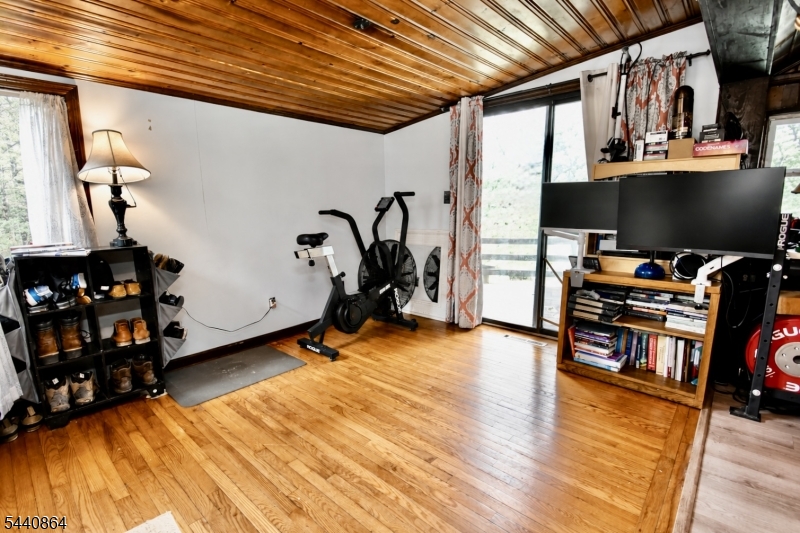 29 Ferris Lane Oak Ridge, NJ 07438 - Photo 8 of 9