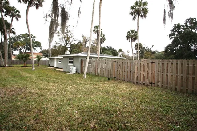 $296,000 | 1926 Pine Tree Drive, Edgewater, FL 32141