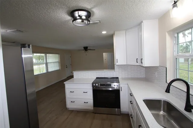 $296,000 | 1926 Pine Tree Drive, Edgewater, FL 32141