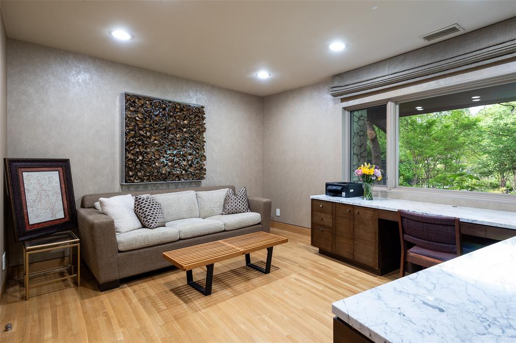 4651 Chapel Hill Road Dallas, TX 75214 - Photo 19 of 34
