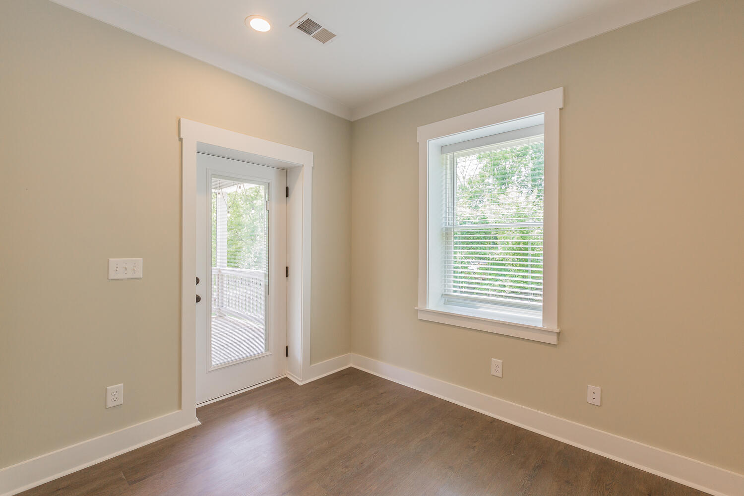 4204 St Elmo Avenue Chattanooga, TN 37409 - Photo 17 of 19 4202 St. Elmo Ave 37409 HD -40