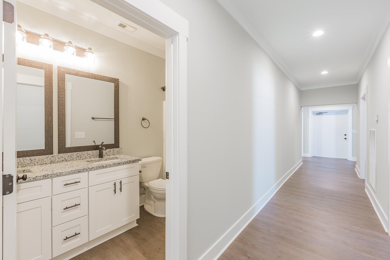 4204 St Elmo Avenue Chattanooga, TN 37409 - Photo 9 of 19 4202 St. Elmo Ave 37409 HD -24