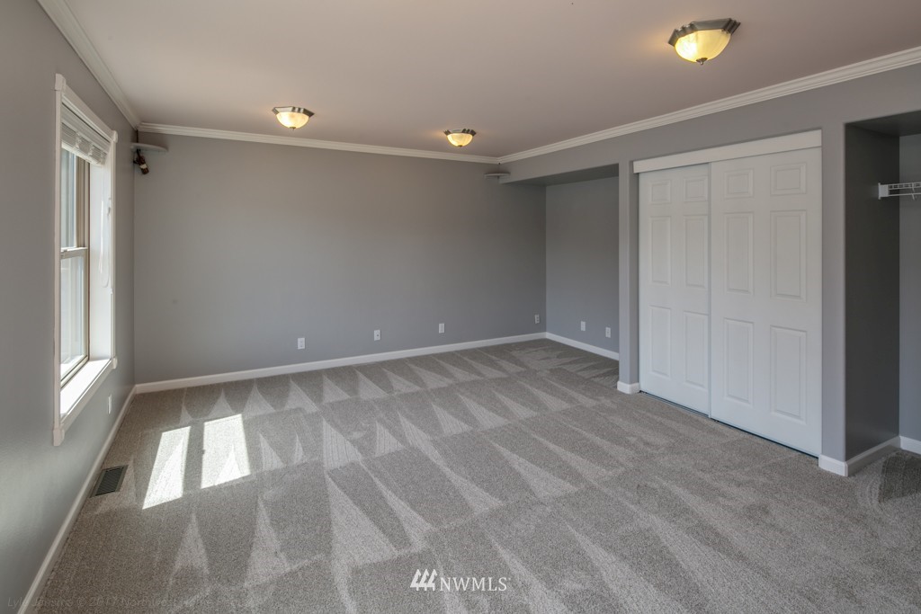 225 Thompson Road Sedro-Woolley, WA 98284 - Photo 13 of 25 Gallery Image 13