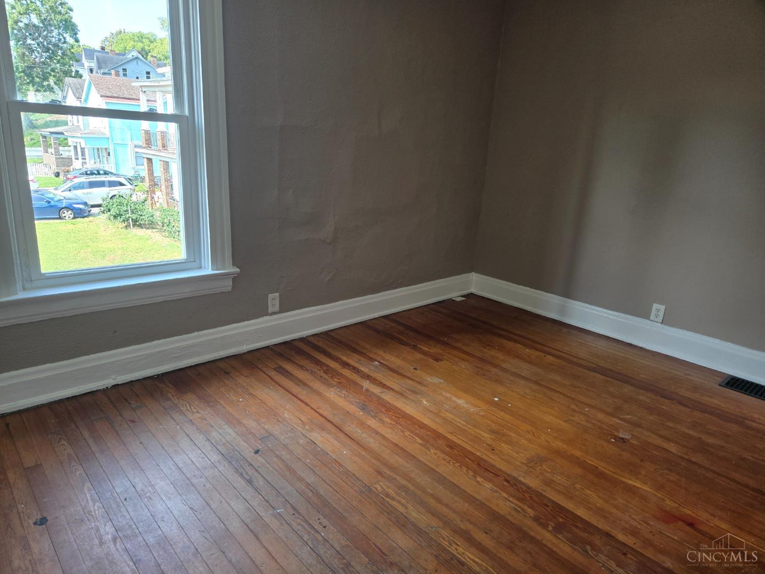 3126 River Road Cincinnati, OH 45204 - Photo 8 of 10 Gallery Image 8