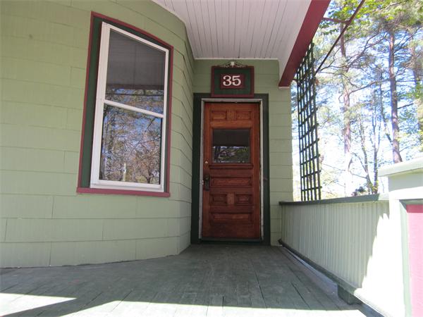 35 Warwick Road Newton, MA 02465 - Photo 3 of 13