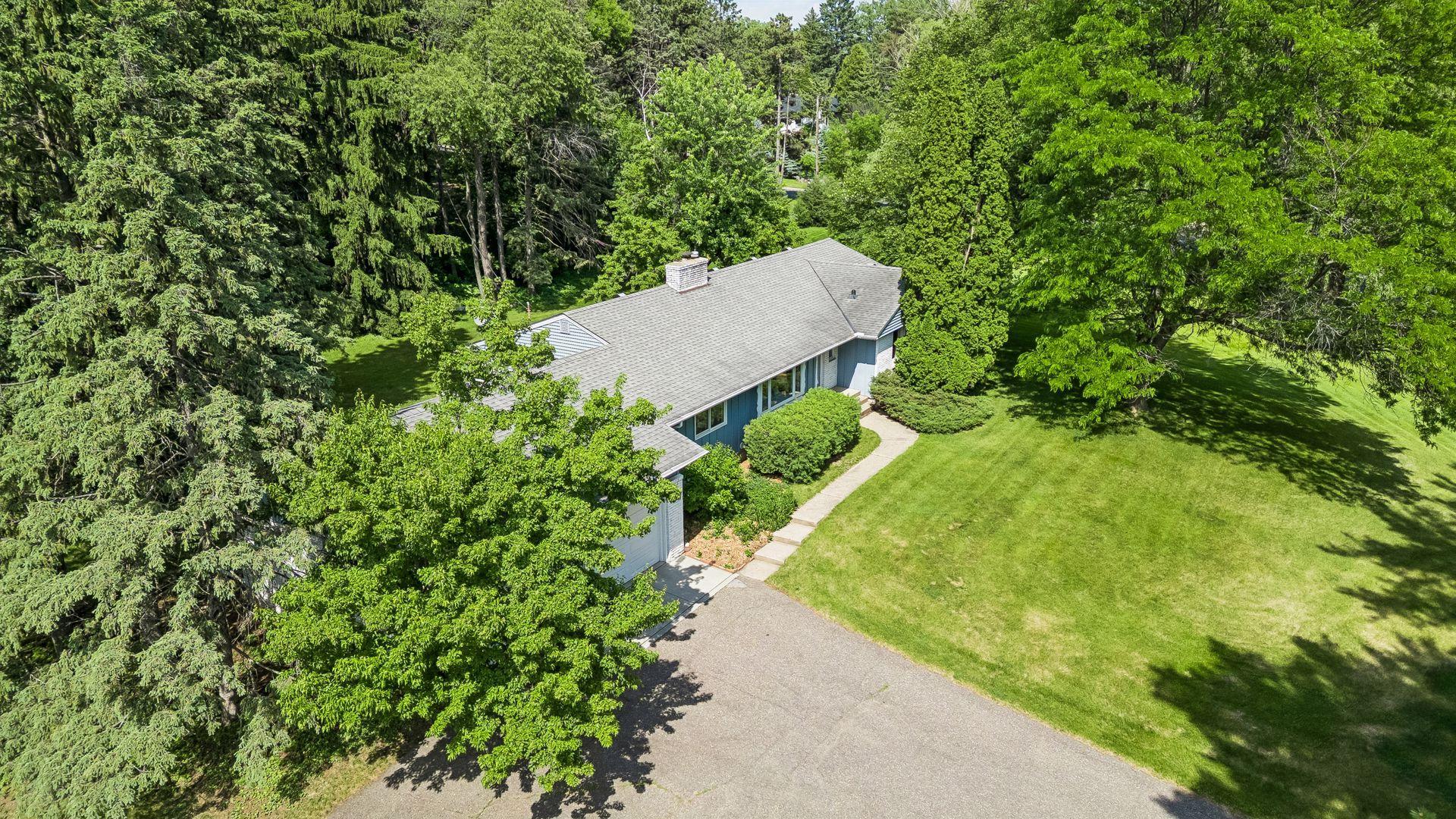205 Oakview Road West St. Paul, MN 55118 - Photo 1 of 38